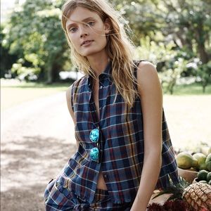 Cropped Madewell Plaid Sleeveless Buttondown